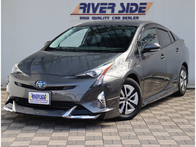 トヨタ プリウス １．８ Ａ H29年 (関東) 99