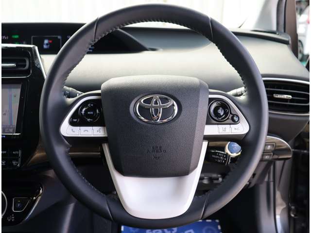 トヨタ プリウス １．８ Ａ H29年 (関東) 99