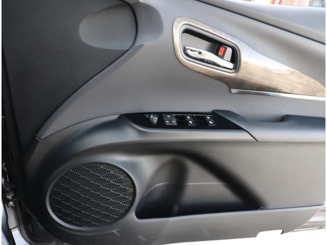 トヨタ プリウス １．８ Ａ H29年 (関東) 99