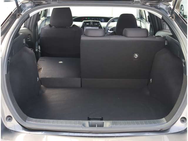 トヨタ プリウス １．８ Ａ H29年 (関東) 99