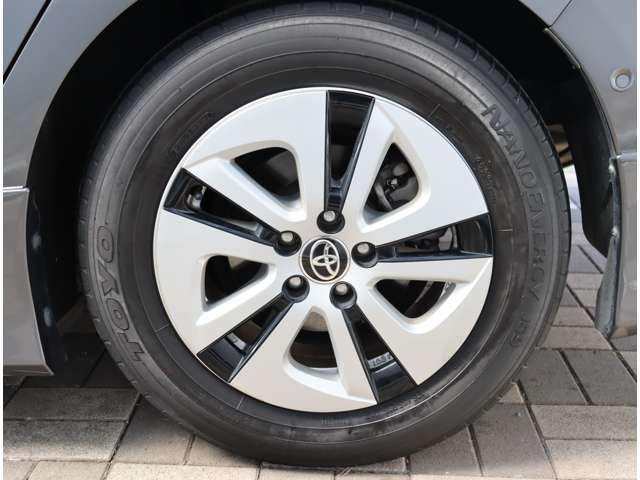 トヨタ プリウス １．８ Ａ H29年 (関東) 99