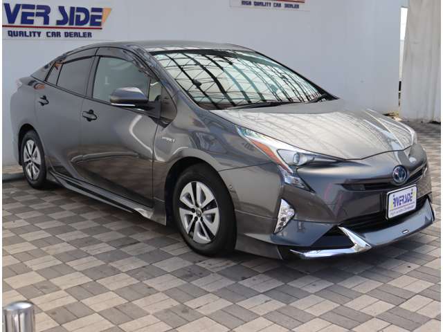 トヨタ プリウス １．８ Ａ H29年 (関東) 99