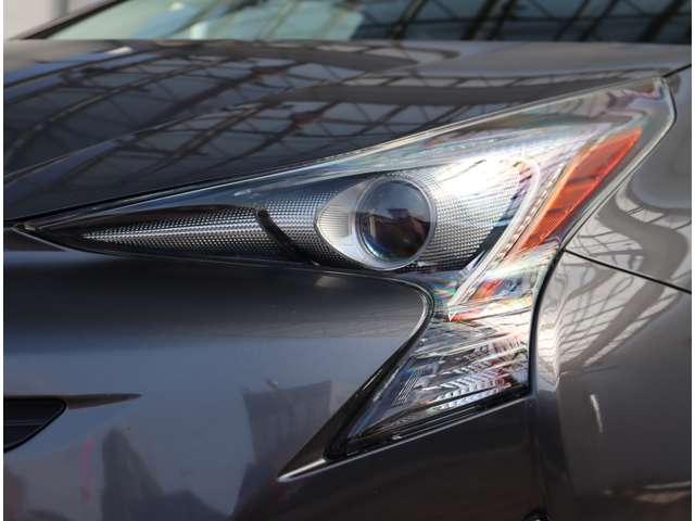 トヨタ プリウス １．８ Ａ H29年 (関東) 99