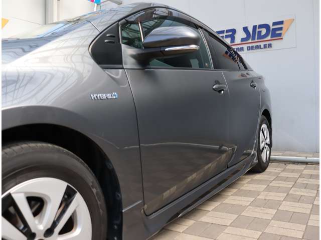 トヨタ プリウス １．８ Ａ H29年 (関東) 99