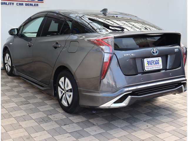 トヨタ プリウス １．８ Ａ H29年 (関東) 99