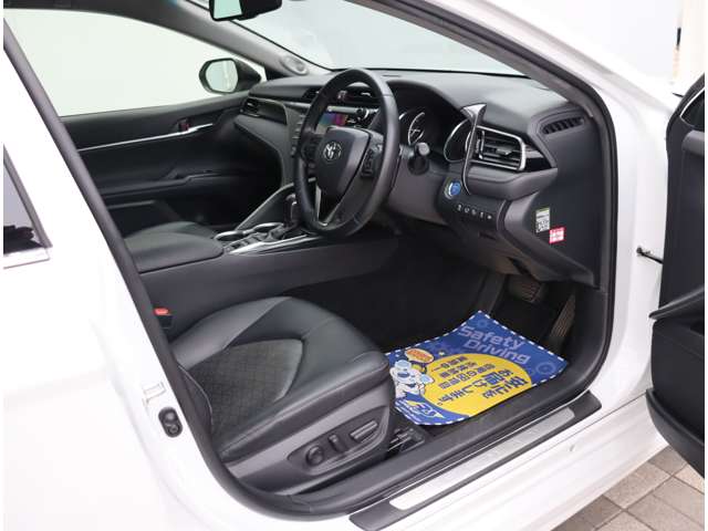 トヨタ カムリ ２．５ ＷＳ レザーパッケージ R1年 (関東) 99