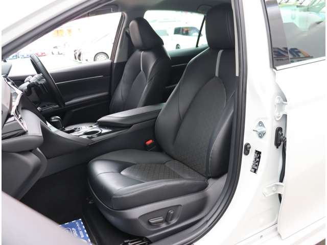 トヨタ カムリ ２．５ ＷＳ レザーパッケージ R1年 (関東) 99