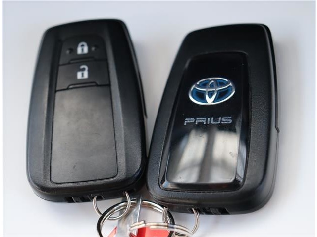 トヨタ プリウス １．８ Ａ R1年 (関東) 99