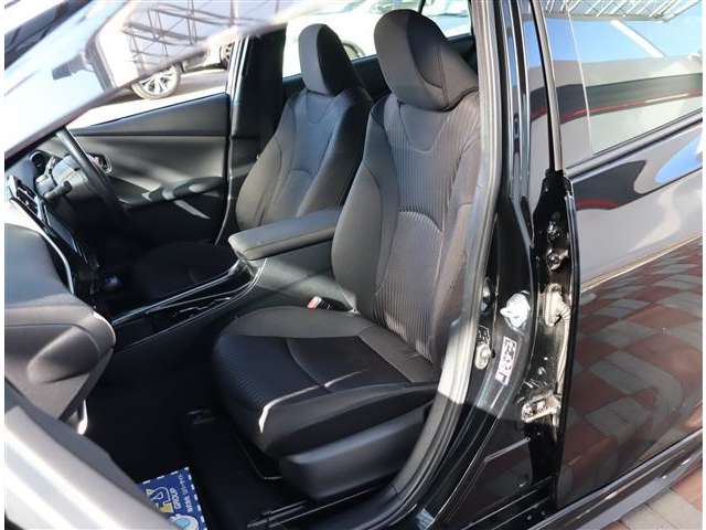 トヨタ プリウス １．８ Ａ R1年 (関東) 99