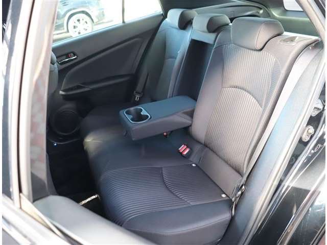 トヨタ プリウス １．８ Ａ R1年 (関東) 99