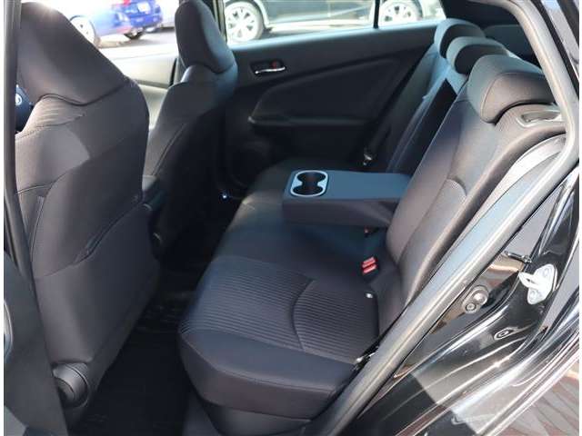 トヨタ プリウス １．８ Ａ R1年 (関東) 99