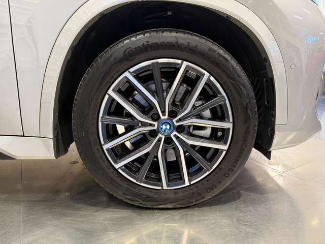 ＢＭＷ ｉＸ１ Ｘドライブ３０ Ｍスポーツ ４ＷＤ R5年 (関東) 99