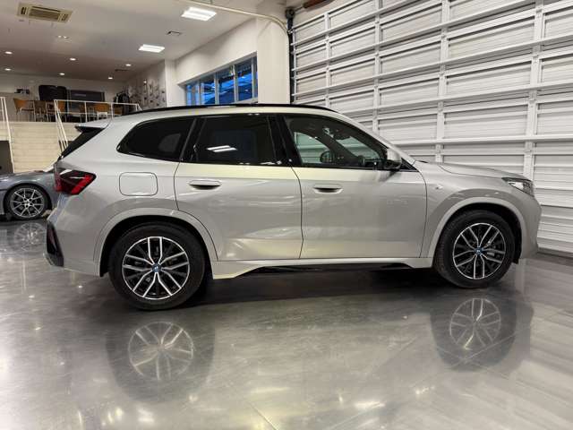 ＢＭＷ ｉＸ１ Ｘドライブ３０ Ｍスポーツ ４ＷＤ R5年 (関東) 99