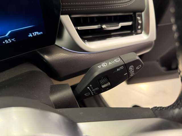 ＢＭＷ ｉＸ１ Ｘドライブ３０ Ｍスポーツ ４ＷＤ R5年 (関東) 99