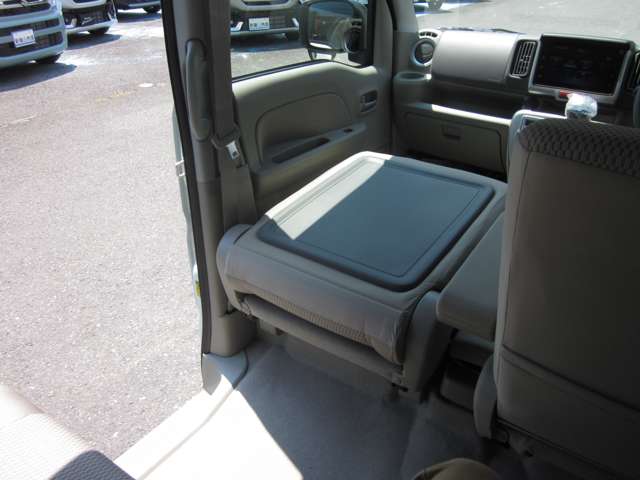 スズキ エブリイワゴン ６６０ ＰＺターボスペシャル ハイルーフ R6年 (関東) 99