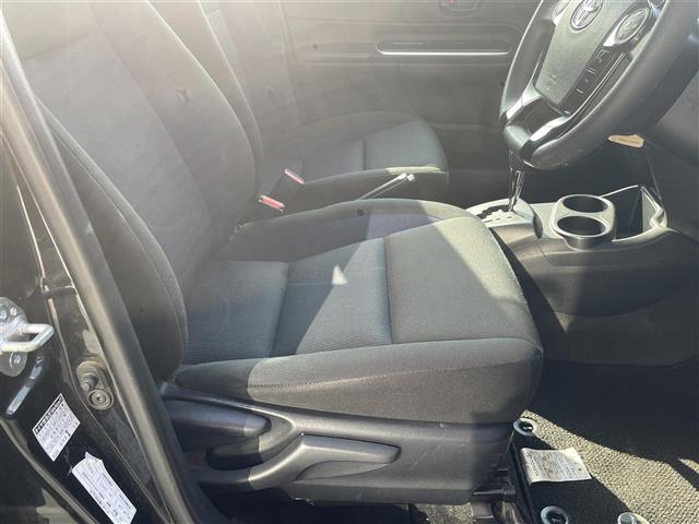 トヨタ アクア １．５ Ｓ H29年 (東海) 99