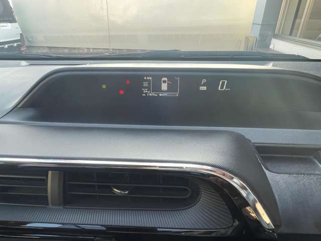 トヨタ アクア １．５ Ｓ H29年 (東海) 99