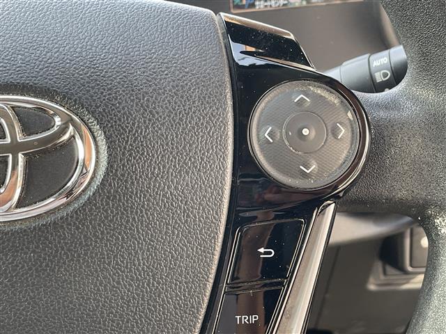 トヨタ アクア １．５ Ｓ H29年 (東海) 99