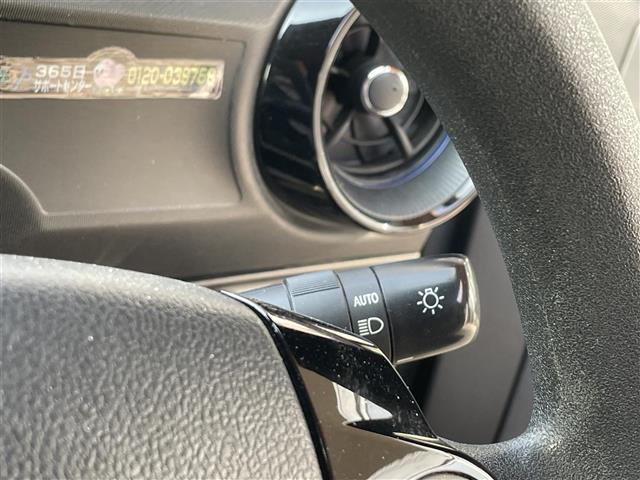 トヨタ アクア １．５ Ｓ H29年 (東海) 99