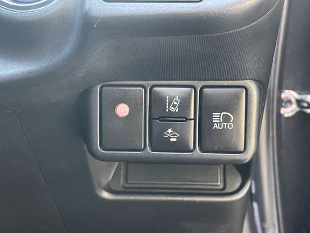 トヨタ アクア １．５ Ｓ H29年 (東海) 99