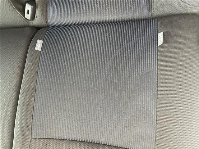 トヨタ アクア １．５ Ｓ H29年 (東海) 99