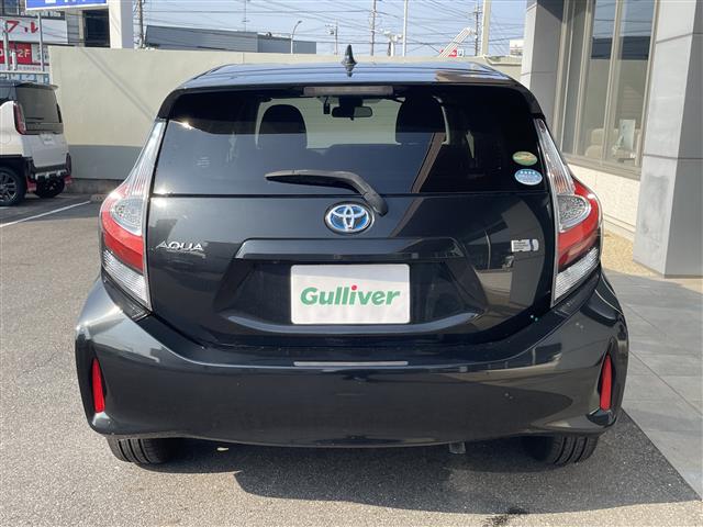 トヨタ アクア １．５ Ｓ H29年 (東海) 99