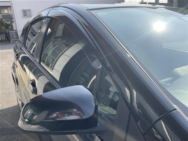 トヨタ アクア １．５ Ｓ H29年 (東海) 99