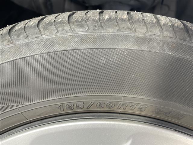 トヨタ アクア １．５ Ｓ H29年 (東海) 99