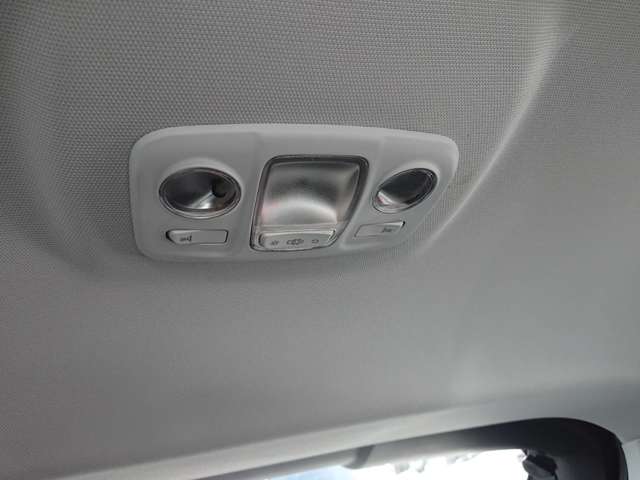 プジョー ３００８ ブルーＨＤＩ クリーン エディション ディーゼルターボ R1年 (東北) 99