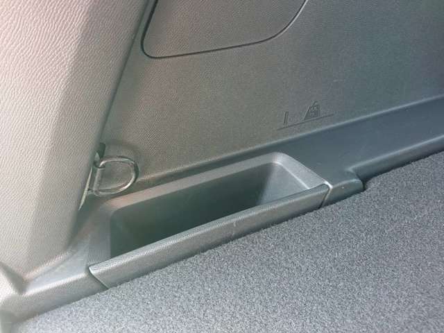 プジョー ３００８ ブルーＨＤＩ クリーン エディション ディーゼルターボ R1年 (東北) 99