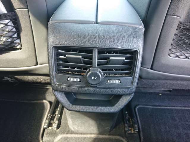 プジョー ３００８ ブルーＨＤＩ クリーン エディション ディーゼルターボ R1年 (東北) 99