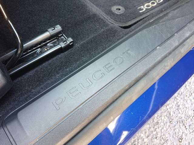 プジョー ３００８ ブルーＨＤＩ クリーン エディション ディーゼルターボ R1年 (東北) 99