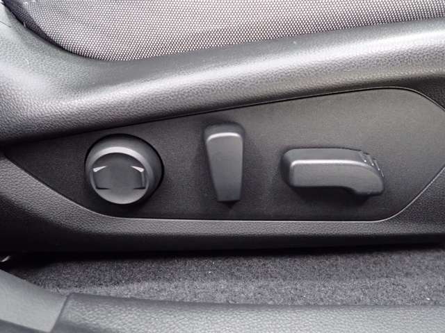 スバル インプレッサ　ハイブリッド ２．０ ＳＴ－Ｇ ４ＷＤ R5年 (関東) 99