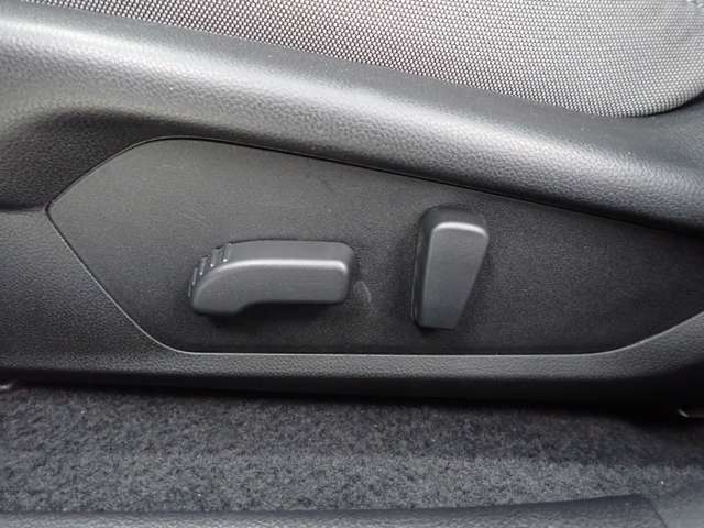 スバル インプレッサ　ハイブリッド ２．０ ＳＴ－Ｇ ４ＷＤ R5年 (関東) 99