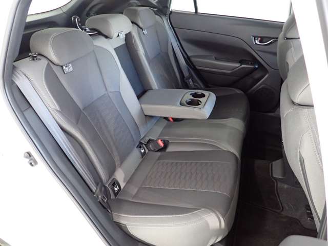 スバル インプレッサ　ハイブリッド ２．０ ＳＴ－Ｇ ４ＷＤ R5年 (関東) 99