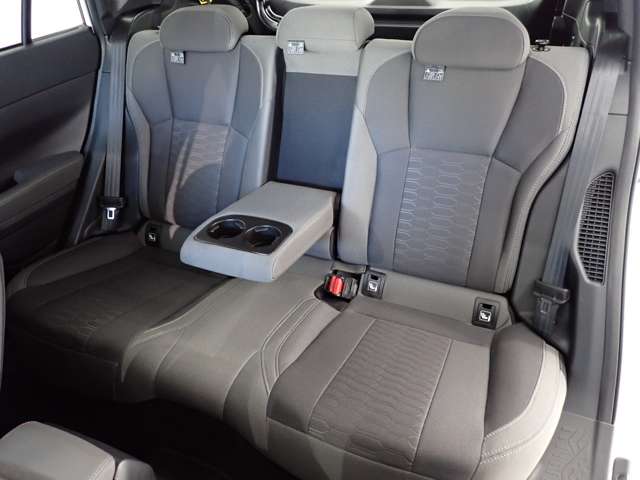 スバル インプレッサ　ハイブリッド ２．０ ＳＴ－Ｇ ４ＷＤ R5年 (関東) 99