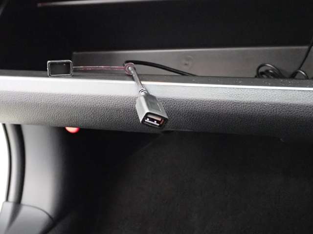 スバル フォレスター　ハイブリッド ２．０ アドバンス ４ＷＤ R4年 (関東) 99