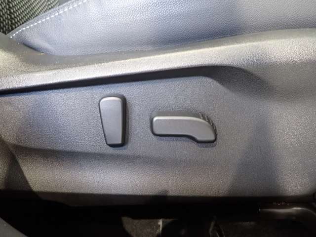 スバル フォレスター　ハイブリッド ２．０ アドバンス ４ＷＤ R4年 (関東) 99