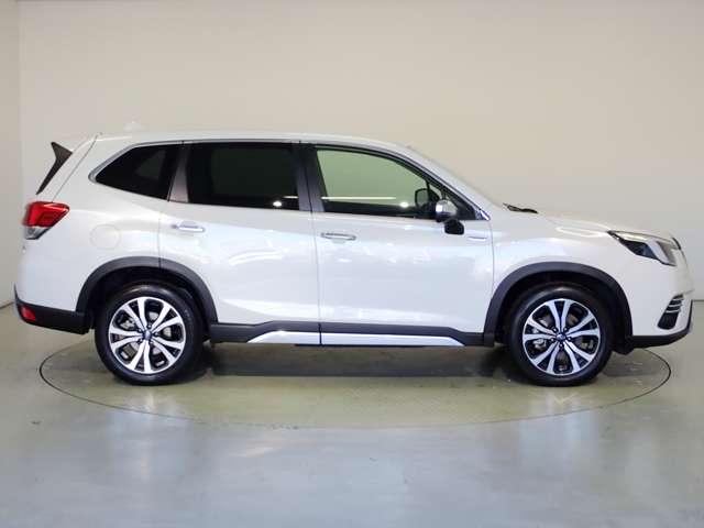 スバル フォレスター　ハイブリッド ２．０ アドバンス ４ＷＤ R4年 (関東) 99