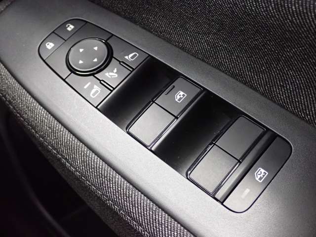 日産 ノートオーラ １．２ Ｇ R5年 (関東) 99