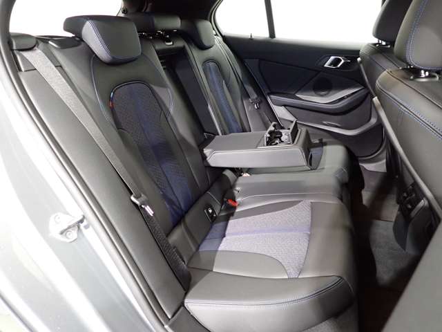 ＢＭＷ １シリーズ １１８Ｄ Ｍスポーツ ディーゼルターボ R4年 (関東) 99