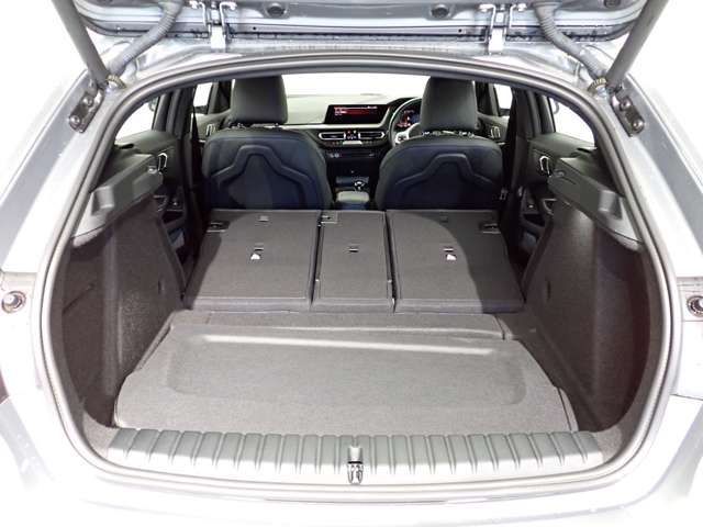 ＢＭＷ １シリーズ １１８Ｄ Ｍスポーツ ディーゼルターボ R4年 (関東) 99