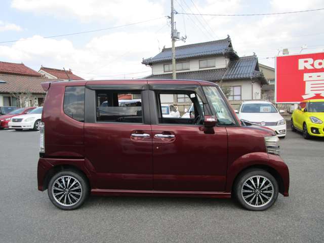 ホンダ Ｎ　ＢＯＸ ６６０ カスタムＧ ４ＷＤ H24年 (中国) 99