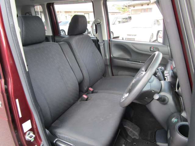 ホンダ Ｎ　ＢＯＸ ６６０ カスタムＧ ４ＷＤ H24年 (中国) 99