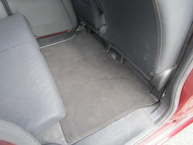 ホンダ Ｎ　ＢＯＸ ６６０ カスタムＧ ４ＷＤ H24年 (中国) 99