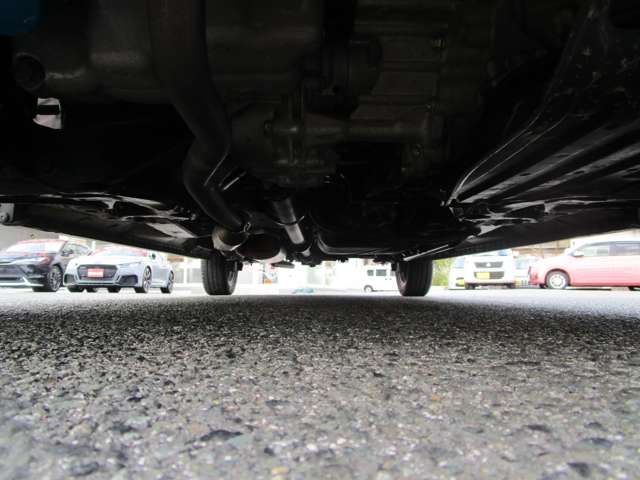 ホンダ Ｎ　ＢＯＸ ６６０ カスタムＧ ４ＷＤ H24年 (中国) 99