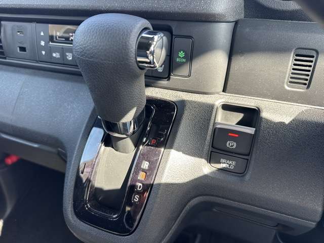 ホンダ Ｎ　ＢＯＸ カスタム ６６０ R6年 (東海) 99