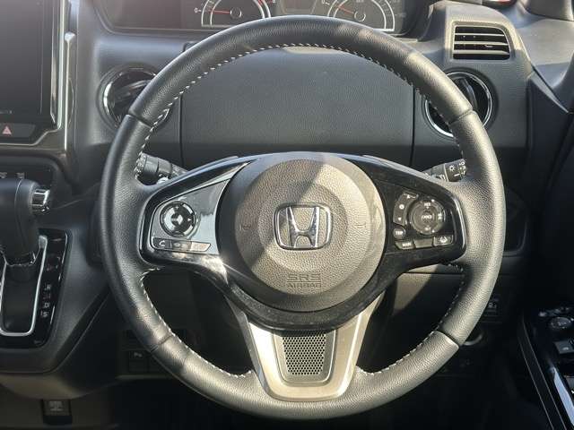 ホンダ Ｎ　ＢＯＸ カスタム ６６０ Ｌ ターボ スタイルプラス ブラック R5年 (東海) 99