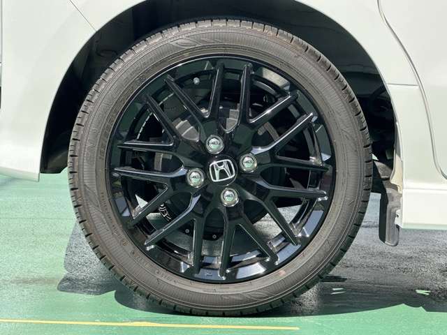 ホンダ Ｎ　ＢＯＸ カスタム ６６０ Ｌ ターボ スタイルプラス ブラック R5年 (東海) 99