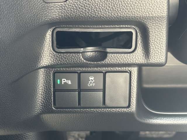 ホンダ Ｎ　ＢＯＸ カスタム ６６０ Ｌ ターボ スタイルプラス ブラック R5年 (東海) 99